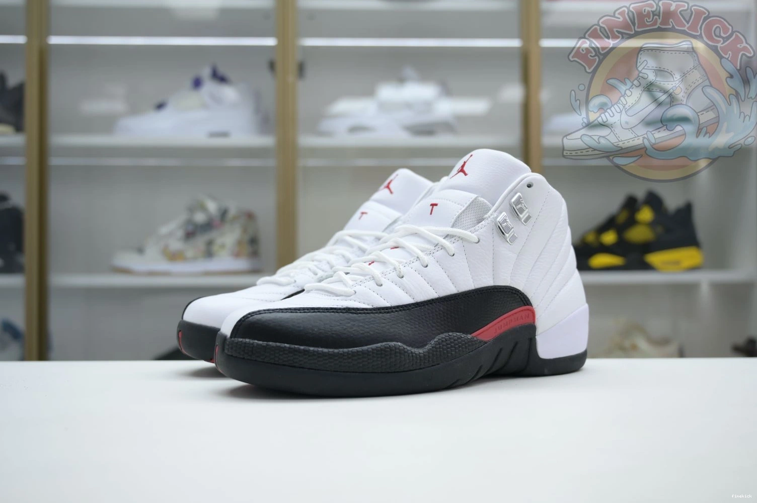 Jordan Jordan 12